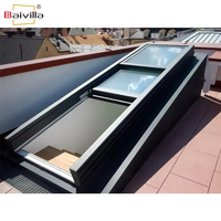 Panneau de verre mobile motorisé intelligent Conception de toit Sortie d'escalier Système de fenêtre de lucarne coulissante rétractable électrique