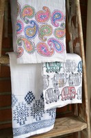 Holiday Plum Serviettes de cuisine Essuie-mains et coffret cadeau Artisanat textile et tissu avec marqueurs pour tissu