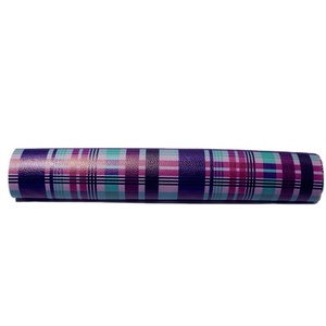 Tissu en vinyle PVC imitation <span class=keywords><strong>cuir</strong></span> à grain de litchi imprimé numérique personnalisé, résistant aux taches, pour sacs, canapés, textiles de maison, meubles - Product Image 1