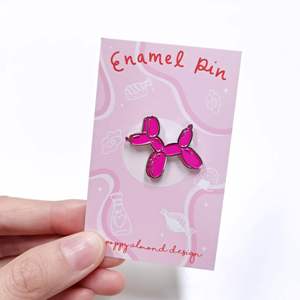 เข็มกลัดฮาโลวีนแบบกำหนดเองได้ พร้อมกลิตเตอร์ บัตรด้านหลังแบบนิ่มและแข็ง โลหะผสมสังกะสีชุบทอง  เคลือบอีนาเมลแบบกำหนดเอง ตัวล็อคแบบผีเสื้อ - Product Image 5