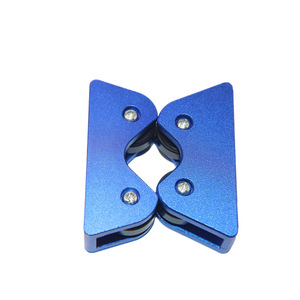 Calibrateur de redressement de queue de billard en or pour l'alignement et la réglage des queues de billard et de snooker, conception métallique durable - Product Image 2