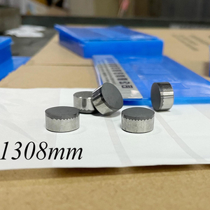 חותך יהלום <span class=keywords><strong>PDC</strong></span> משופר 1308 מ\"מ, חותך יהלום <span class=keywords><strong>PDC</strong></span> בעל קצב שחיקה נמוך עבור מקדחי כריית פחם וקידוח מנהרות - Product Image 3