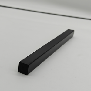 Profils en PVC extrudé noir, solides, durables, décoratifs, de haute dureté, matériaux industriels en plastique, vente en gros sur mesure - Product Image 2