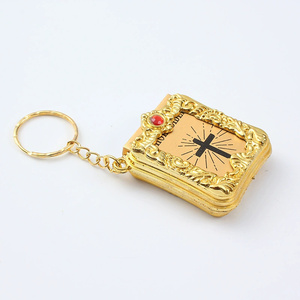 Portachiavi regalo creativo con ciondolo personalizzato scavato può guardare attraverso un piccolo <span class=keywords><strong>libro</strong></span> - Product Image 3