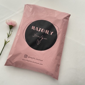 Sobre de Polímero Ecológico de Diseño Personalizado en Rosa y Varios Colores para Envíos Postales y Bolsas para Ropa - Product Image 1