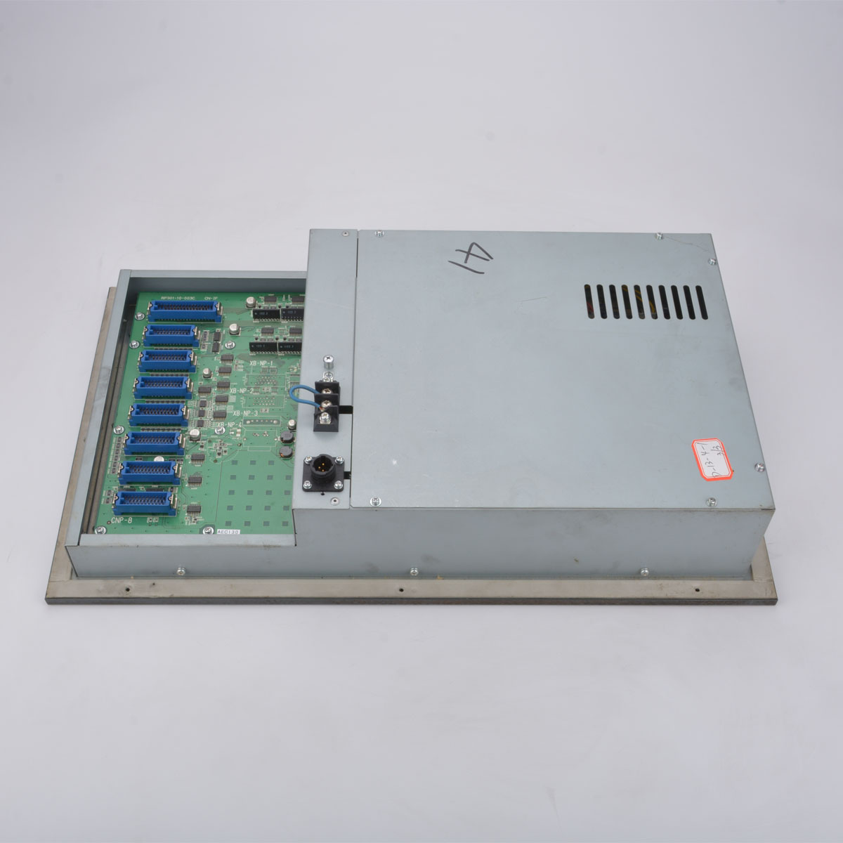 完全に使用されたokuma操作パネルosp 5020j e0105-680-002テスト