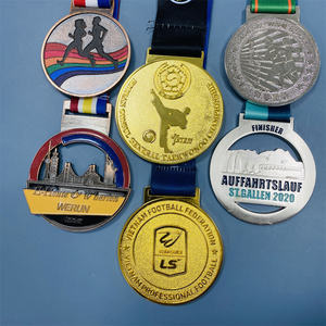 नि: शुल्क कला जस्ता मिश्र धातु 3d धातु विश्व कप पुरस्कार गोल्ड अलक फुटबॉल फुटबॉल पदक और ट्राफियां खेल दौड़ पदक अनुकूलन - Product Image 5
