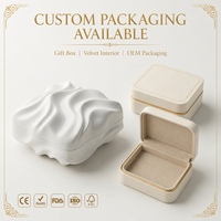 Boîte cadeau de luxe personnalisée, blanc mat, texture céramique ondulée bio, deux parties, sans joint, pour boucles d'oreilles et collier