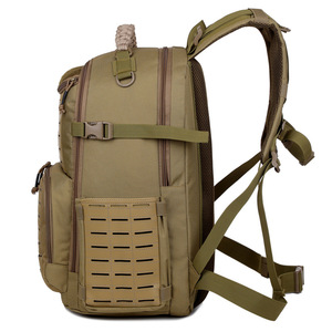 Mochila Táctica Unisex Personalizada de Poliéster, Diseño de Camuflaje, Moderna, para Senderismo, Camping y Viajes - Product Image 6