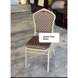 Silla de resina dorada apilable de alta calidad para bodas, eventos, banquetes, hoteles y salas de estar, la más vendida. - Product Image 1