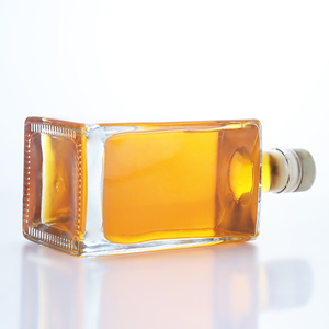 Nuova Elegante Bottiglia in Vetro Super Flint da 700ml 750ml Modello Spear Spirit con Tappo in Sughero per Acqua Whisky Vodka Offerta Campione Gratuito - Product Image 3