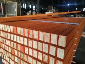 Poutres en bois <span class=keywords><strong>lamellé</strong></span>-<span class=keywords><strong>collé</strong></span> en pin LVL de conception moderne, contreplaqués de peuplier avec normes d'émission de formaldéhyde E1 pour l'ossature des maisons - Product Image 6
