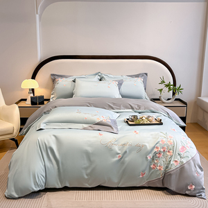 Set di Quattro Pezzi con Ricamo Floreale Romantico: Lenzuola, Federe, Set Copripiumino - Product Image 5