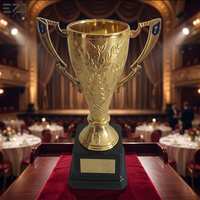 Coupe de trophée en plastique doré personnalisée EZD, vente en gros, trophées de récompense haut de gamme pour les tournois sportifs et les événements d'entreprise