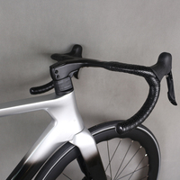 Vélo de route complet montage plat frein à disque cadre en carbone roues haut de roue EDS-2 * 12S changement électronique TT-X80 de peinture de vélo