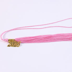 Gorro de Graduación Universitario con Borla y Colgante para Estudiantes de Doctorado/Maestría, Año 2025/2026 - Product Image 5