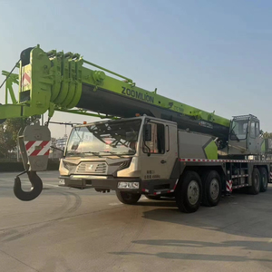 Grue sur camion Zoomlion ZTC800 80T d'occasion certifiée EPA, levage stable pour projets d'ingénierie - Product Image 1