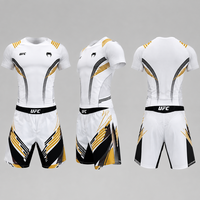 Ensemble de shorts de boxe MMA pour hommes adultes, blanc avec panneaux dorés, rashguard à séchage rapide, compression, sublimation, 100% polyester