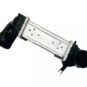 Radiateur <span class=keywords><strong>Intercooler</strong></span> Chargeur 1J0145803E 1J0145803M 1J0145803L 1J0145803AA 1J0145803AB pour Audi A3 VW Bora <span class=keywords><strong>Golf</strong></span> <span class=keywords><strong>4</strong></span> Yomi Vente en Gros - Product Image 5