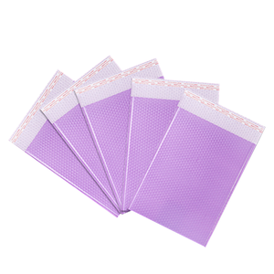 Sacs gonflables adhésifs pour <span class=keywords><strong>enveloppe</strong></span> à bulles rouges personnalisés respectueux de l'environnement enveloppes rembourrées à bulles pour l'expédition - Product Image 6