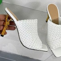 Sandales à talon aiguille en métal, mules tissées à bout carré ouvert, grandes tailles, collection Printemps-Été 2026 pour femmes, fabrication directe OEM ODM