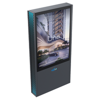 Panneau d'affichage LED numérique couleur P4 extérieur pour éclairage public urbain moderne, Totem LED Mupi pour centre commercial