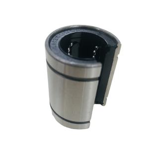 <span class=keywords><strong>Rodamiento</strong></span> extendido <span class=keywords><strong>Rodamiento</strong></span> <span class=keywords><strong>de</strong></span> <span class=keywords><strong>bolas</strong></span> <span class=keywords><strong>lineal</strong></span> LME5 6 8 10 <span class=keywords><strong>12</strong></span> 16 20 25 30 40 50 60 80LUU - Product Image 4