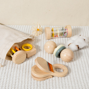 Jouets musicaux à jeu sensoriel unisexe pour enfants Lot de 7 hochets à main en <span class=keywords><strong>bois</strong></span> et tambour roulant Jouets éducatifs pour bébé - Product Image 5