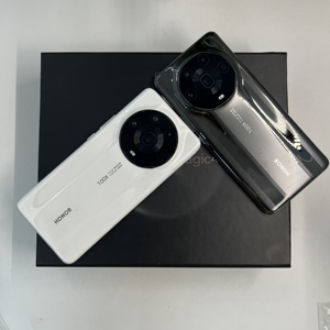 Venta al por Mayor de <span class=keywords><strong>Honor</strong></span> Magic 4 Ultimate <span class=keywords><strong>5G</strong></span> Usado, Pantalla OLED de 6.81 Pulgadas, 12/512 GB, Snapdragon 8 Gen 1, 50 MP, 4600 mAh, Accesorios Originales - Product Image 1