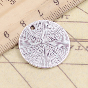 Ciondoli fatti a mano 29x29mm ciondoli Vintage tibetani Color argento con placcatura in oro "ti terrò il mio cuore ti tengo cielo" - Product Image 4