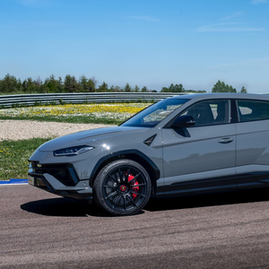 CRYSTAL ESIGN Film vinyle pour carrosserie de voiture Deep Nardo, brillant, vinyle automobile, protection anti-rayures, protection UV 90%, changement de couleur, pack - Product Image 3