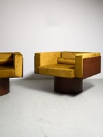 Fauteuil italien rétro de style antique, médiéval et Bauhaus, en forme de U, avec assise en acier et revêtement en velours marron doré