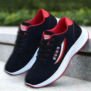 Zapatos Deportivos y de Ocio para Hombre 2026, Negros, Antideslizantes, con Suelas Suaves y Ligeras - Product Image 3