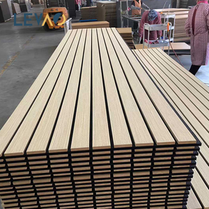 Panneaux muraux acoustiques en bois MDF insonorisants Akupanel Oka Texture pour têtes de lit, lambris, gymnases, restaurants, caravanes et grilles de jeu - Product Image 1