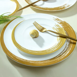 Vajilla de porcelana nórdica para restaurante, juegos de platos de lujo con borde dorado y <span class=keywords><strong>cerámica</strong></span> blanca, venta al por <span class=keywords><strong>mayor</strong></span> - Product Image 2