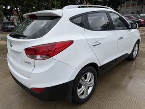 SUV Usada en Buen Estado, Hyundai Ix35 2012, 2.0L Gasolina, 5 Asientos, Volante a la Izquierda, Vehículo de <span class=keywords><strong>Segunda</strong></span> <span class=keywords><strong>Mano</strong></span> Barato - Product Image 4