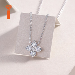 Collana con Ciondolo a Quadrifoglio in Moissanite, Design Trendy ed Estetico, <span class=keywords><strong>Argento</strong></span> <span class=keywords><strong>925</strong></span> N13597 con Certificato GRA, Placcato in Rodio, Collana Statement per Donna - Product Image 1