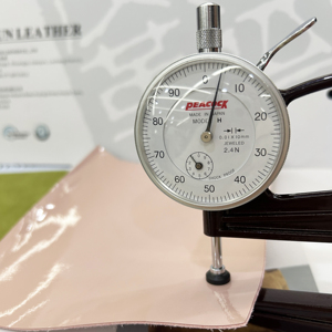 कोई भी मोक सिंथेटिक माइक्रोफाइबर चमड़े के पर्यावरण के अनुकूल पेटेंट चमड़े के घर्षण-प्रतिरोधी जलरोधी फर्नीचर सजावटी बैग जूते - Product Image 6