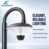 Lampe de jardin LED extérieure IP66 étanche avec bras courbé pour cours, parcs et allées OEM ODM