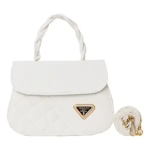 Sac messager blanc pour femme Fana en microfibre et cuir synthétique avec bandoulière chaîne, style minimaliste, usage quotidien - Product Image 3