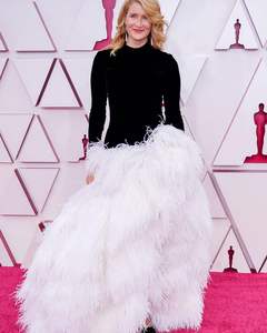 <span class=keywords><strong>Boa</strong></span> di Piume di Struzzo Bianche a 8 Strati di Alta Qualità per Decorazioni Nuziali - Product Image 5