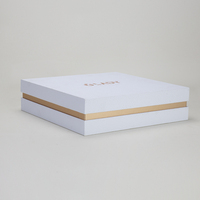 Coffret cadeau élégant pour soins de la peau LADY avec feuille d'or rose et insert double flacon