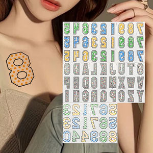 สติ๊กเกอร์แทททูตัวอักษรและตัวเลข ขายส่งจากโรงงาน <span class=keywords><strong>ลาย</strong></span>หรูหรา ติดตัว <span class=keywords><strong>แขน</strong></span> อก แต่งหน้า กันน้ำ สีสันสดใส สำหรับมือ เท้า แทททูปลอมชั่วคราว - Product Image 1