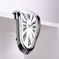 Horloge d'angle de table unique, chiffres romains, style moderne antique, quartz, design nature morte, décoration de salon