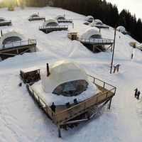 Dôme igloo de villégiature imperméable : Tente géodésique paysagée avec tissu PVC double couche et isolation insonorisée
