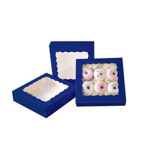 Boîte à gâteau en carton ivoire personnalisable avec couvercle, boîtes rigides écologiques, laminage mat et gaufrage, design de fenêtre pour gâteaux et sushis