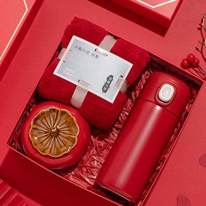 3 in 1 Umbrella <b>Flask</b> <b>Cup</b> Towel Corporate Set Luxury Promotional Company Gifts Celebration Activity Gift Sets for Men Women - Product Image 5