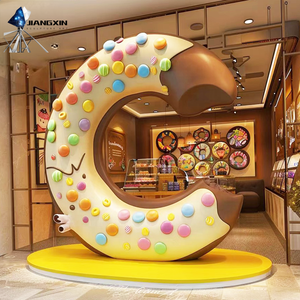 Pizza Hiperrealista de Fibra de Vidrio con Aderezos de Salchicha y Champiñones, Pintada a Mano, Decoración Comercial para Exteriores (Arte Gourmet) - Product Image 3