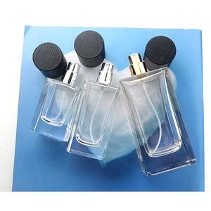 Bottiglia di Vetro Quadrata Personalizzata per Profumo Spray 30ml 50ml 100ml, Flacone di Lusso per Parfum con Tappo in Legno - Product Image 3