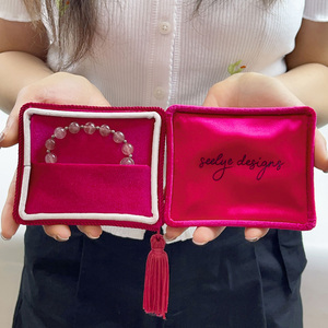 FORTE - Caja de Joyería de Viaje de Terciopelo Verde de Lujo, Organizador de Joyas, Embalaje de Regalo, Anillo, Collar, Borla de Terciopelo - Product Image 3